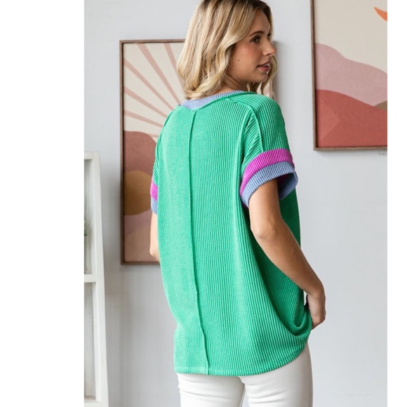 "The Kelly" Green Corded Ribbed Color Block Top - Picture 2 of 3